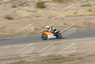 media/Apr-20-2025-AHRMA (Sun) [[393a79c373]]/Race/Group 11 early race/Turn 4b/